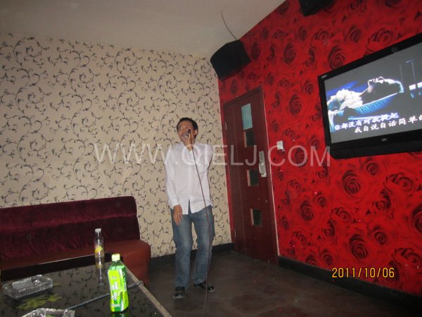 2011年10月，鄭州企鵝糧油機(jī)械有限公司--外貿(mào)部，十一國慶節(jié)團(tuán)體活動！(圖13)
